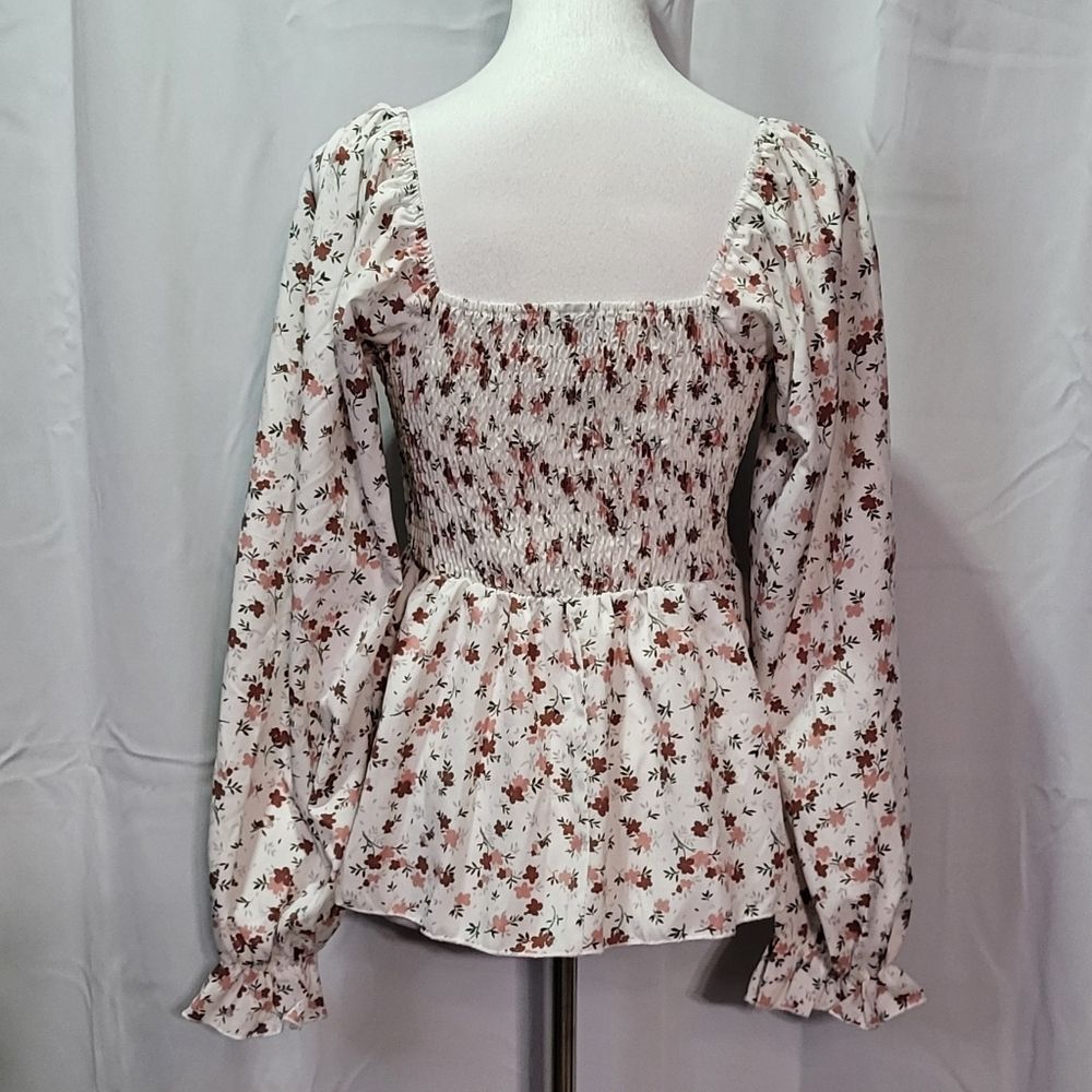 SHEIN Women's White Floral Smocked Long Sleeve Blouse Size Small (4) ๐ - Picture 9 of 11